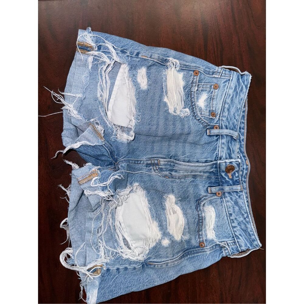 American Eagle Outfitters Distressed Light Wash Blue Jean Shorts